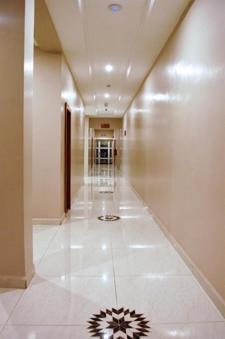 R & K Guest Palace Hotell Kano Exteriör bild